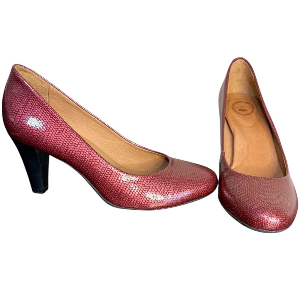Nurture Burgundy Marjorie Textured Leather Round Toe Block Heel Pumps Womens 7.5
